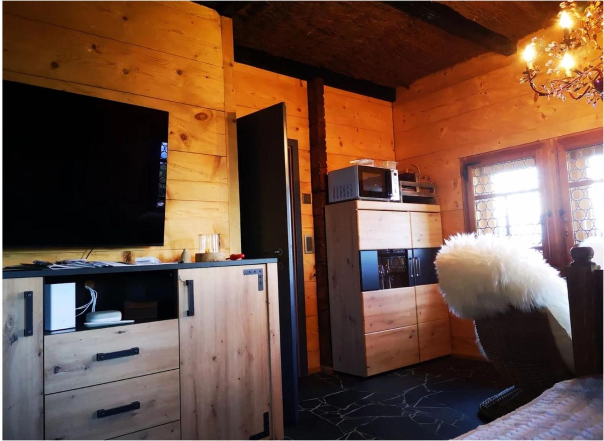 Chalet With View Of The Mountains And The Thun Lake 斯格里维尔 外观 照片