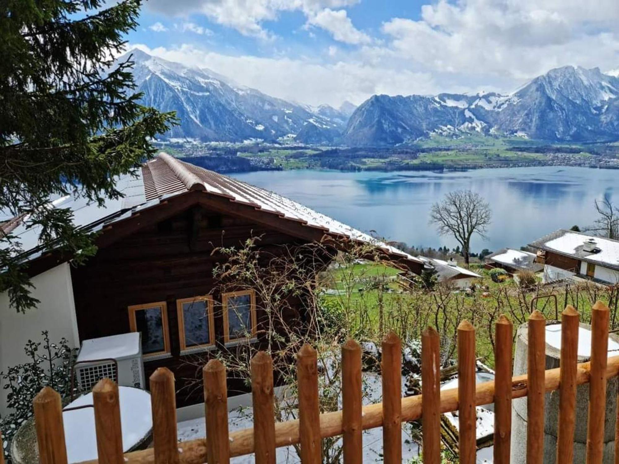 Chalet With View Of The Mountains And The Thun Lake 斯格里维尔 外观 照片
